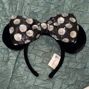 DISNEY EARS where you can CHANGE OUT THE BOWS :)